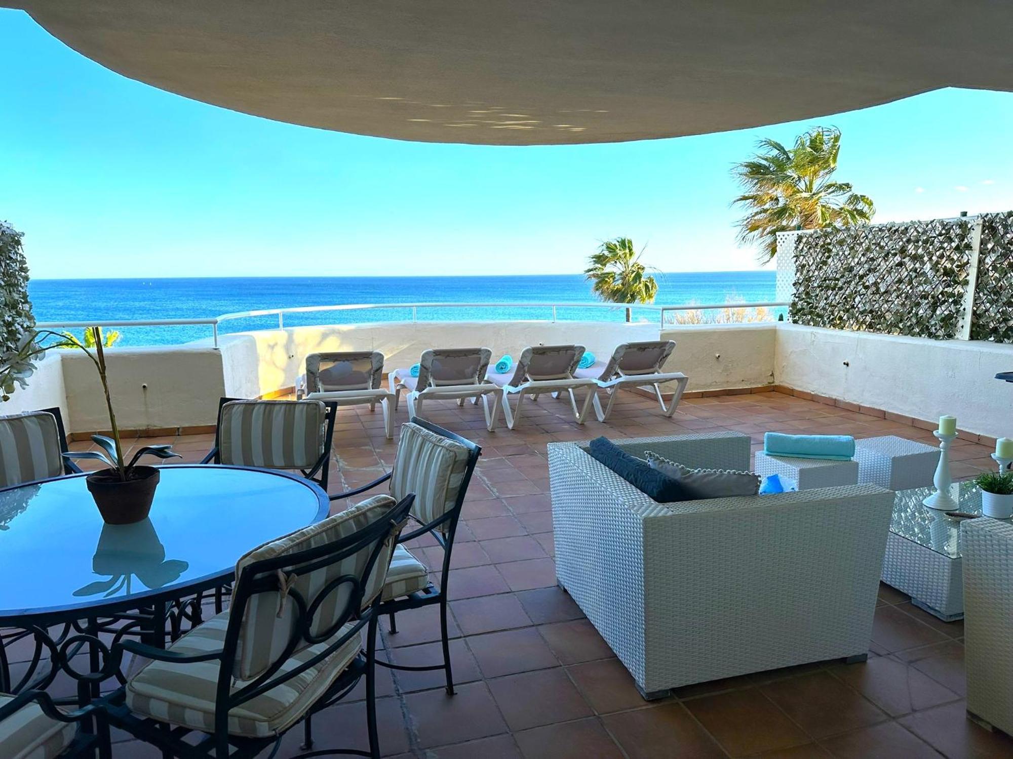 Apartments Bermuda Beach Estepona Esterno foto
