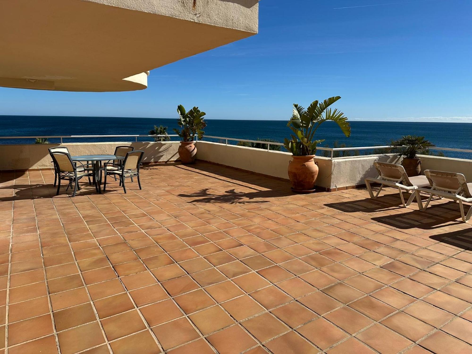 Apartments Bermuda Beach Estepona Esterno foto