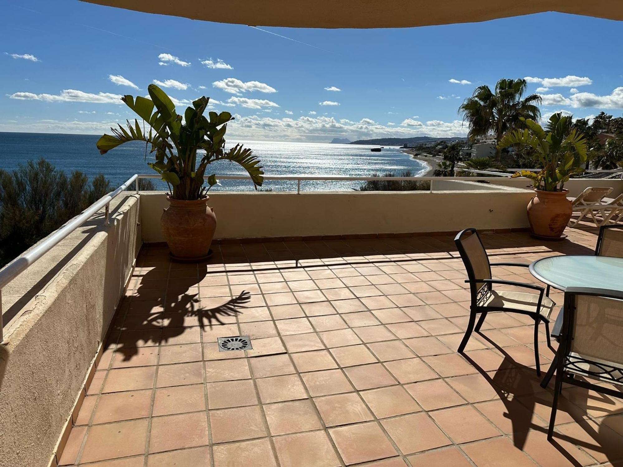 Apartments Bermuda Beach Estepona Esterno foto