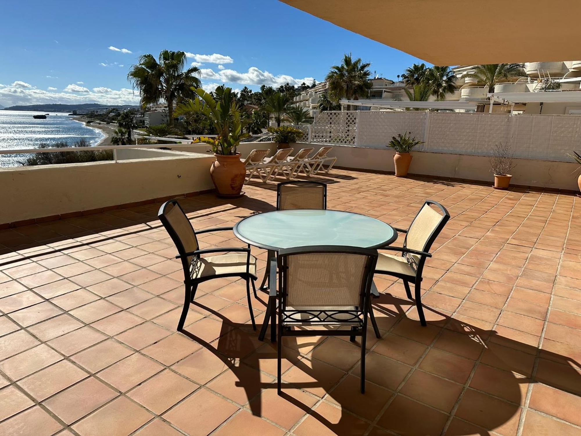 Apartments Bermuda Beach Estepona Esterno foto