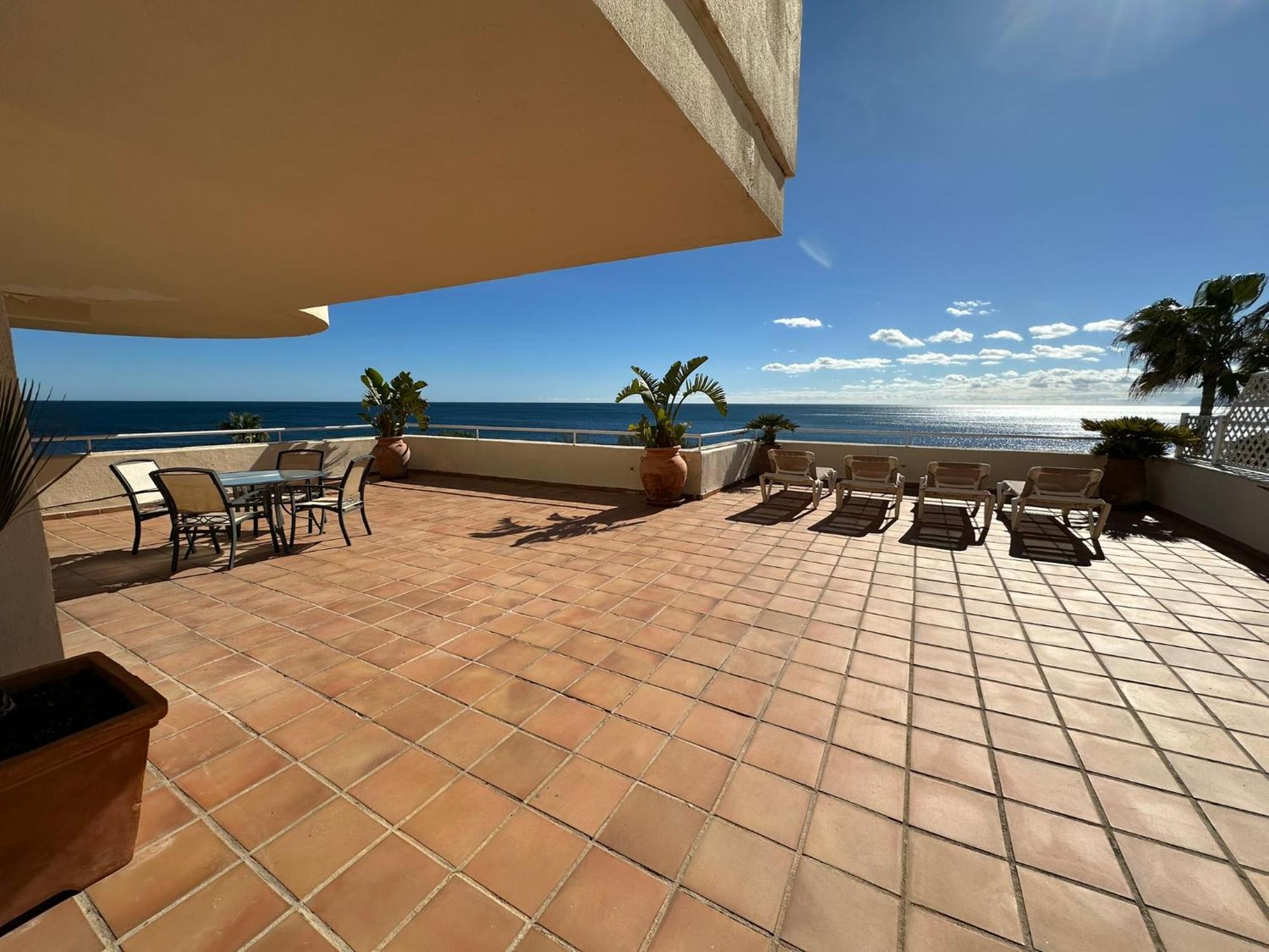 Apartments Bermuda Beach Estepona Esterno foto