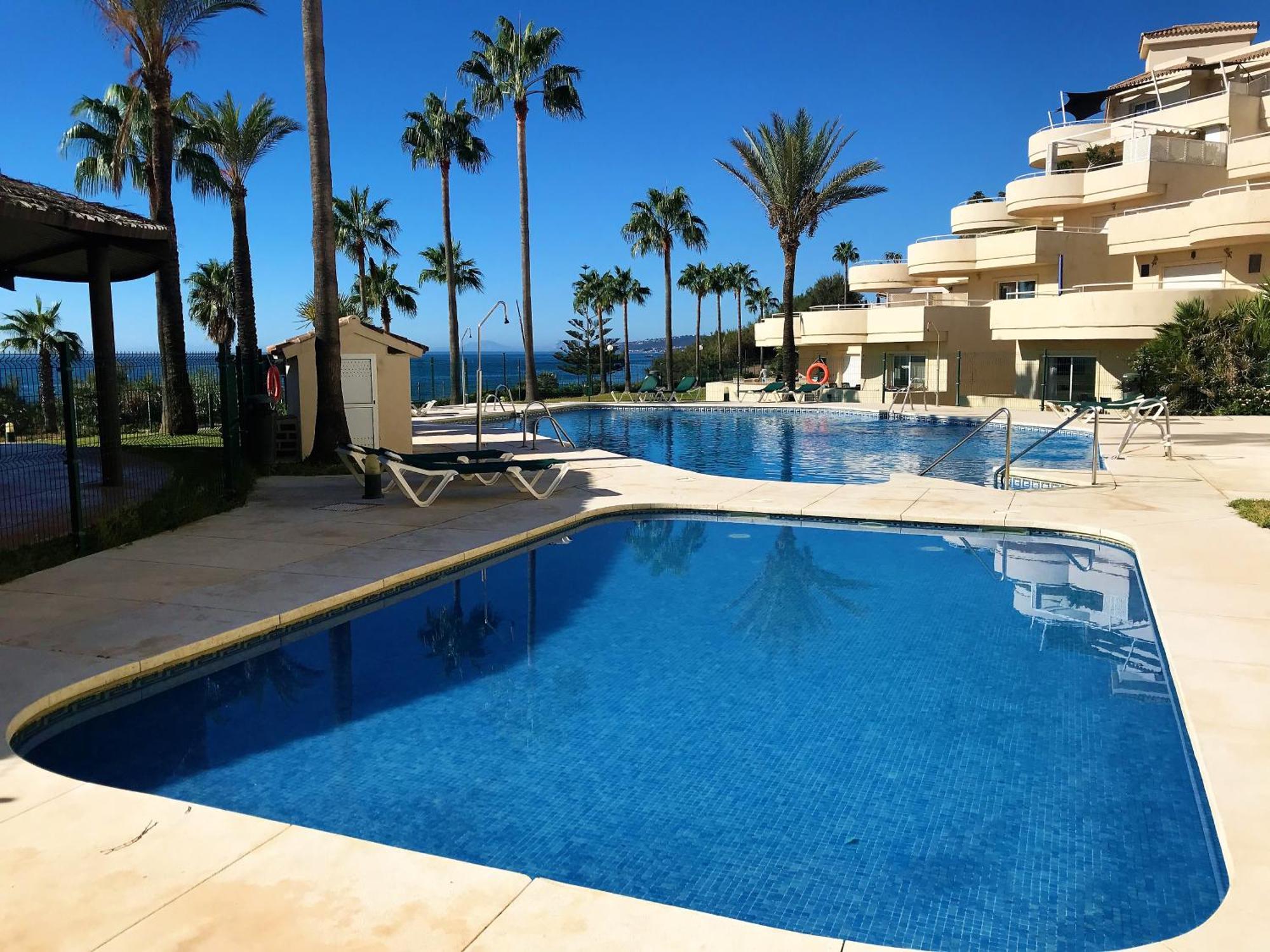 Apartments Bermuda Beach Estepona Esterno foto